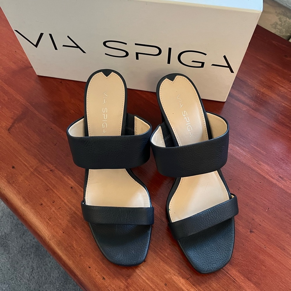Via Spiga Elegant Blue Sandals